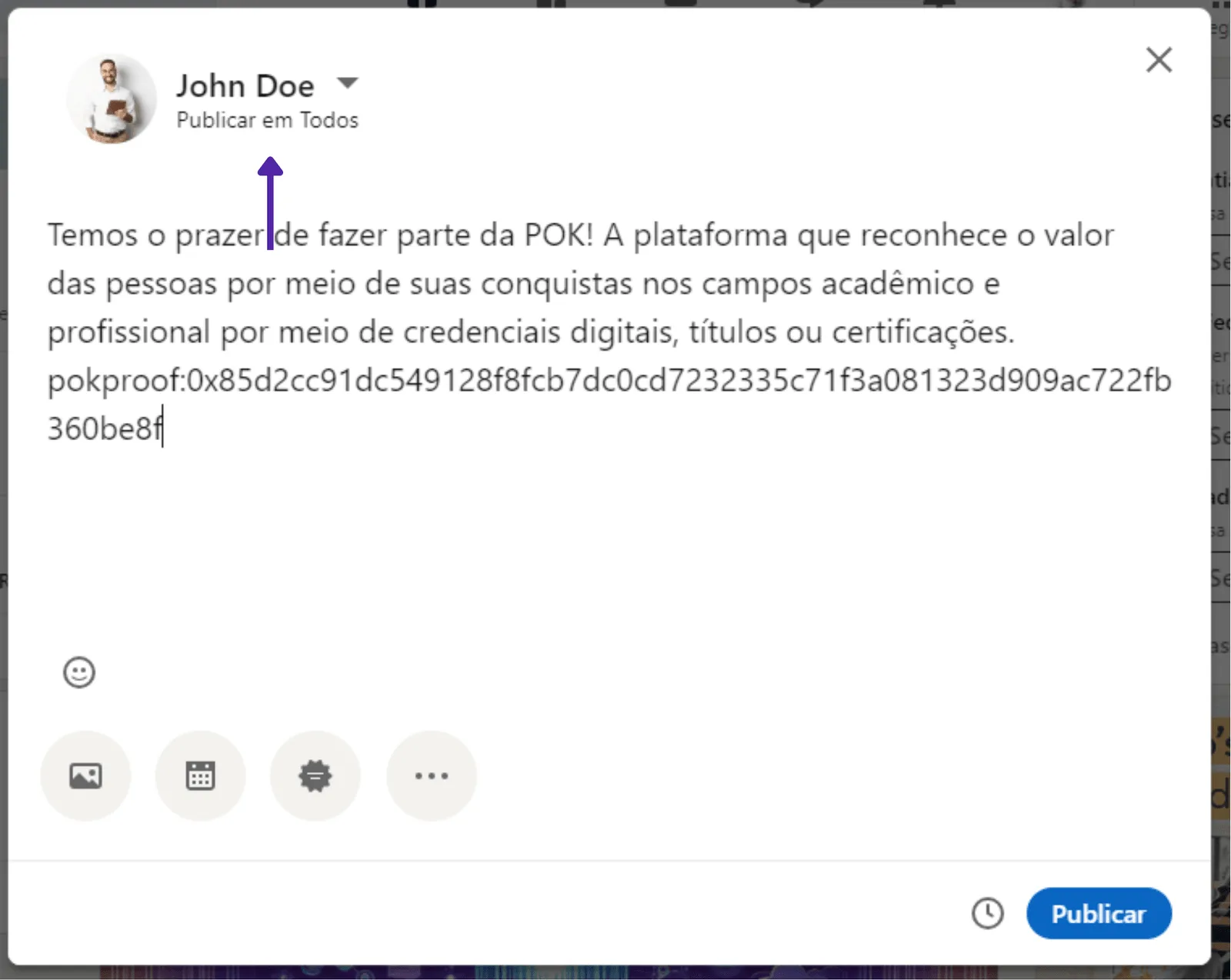 Editor de publicações do LinkedIn com o código POK Proof colado no post